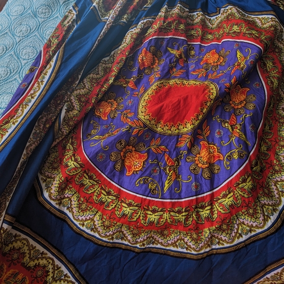 Vintage 70s vibrant print maxi dress - Picture 7 of 14